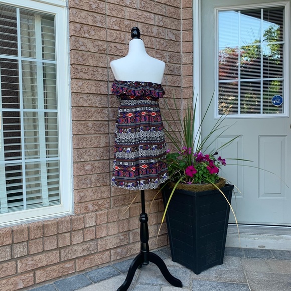 💥$11 — Adorable mini strapless dress 👗 - Picture 6 of 6